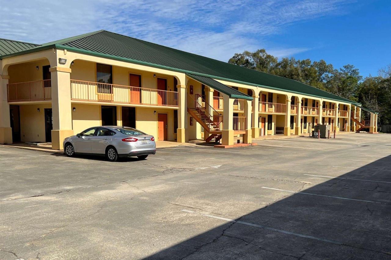 Days Inn & Suites By Wyndham Brewton Dış mekan fotoğraf